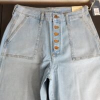 Universal Thread Jeans